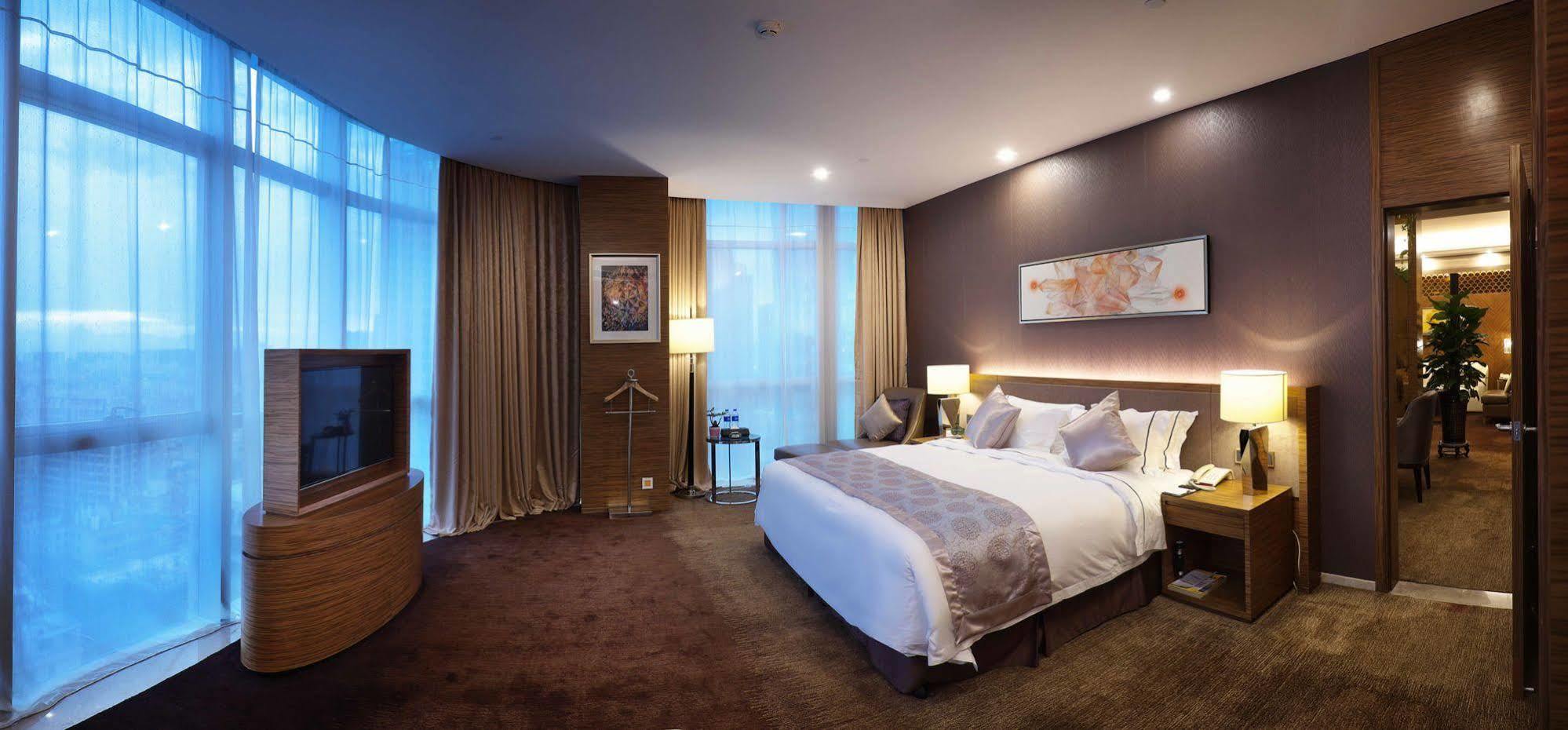 Shenzhen Baoan Plus Gems Cube Hotel Dış mekan fotoğraf
